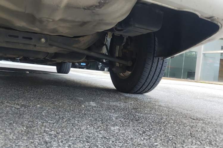 Used Buick Excelle 2013 1.5L Automatic Classic Model Chassis Rear Right