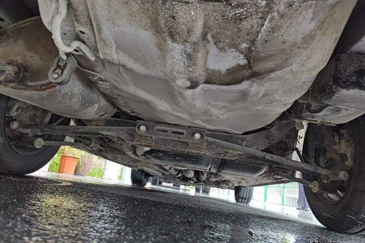 Used Buick Excelle 2013 1.5L Automatic Classic Model Chassis Rear
