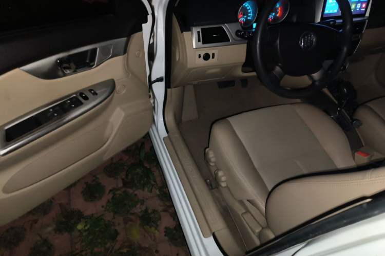 Used Buick Excelle 2013 1.5L Automatic Classic Model Driver Seat