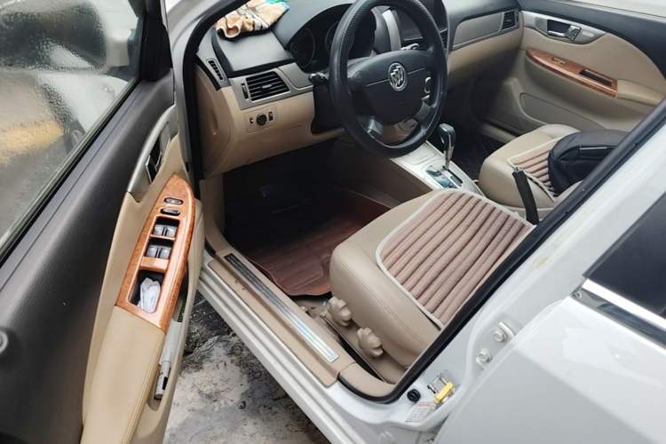 Used Buick Excelle 2013 1.5L Automatic Classic Model Driver Seat