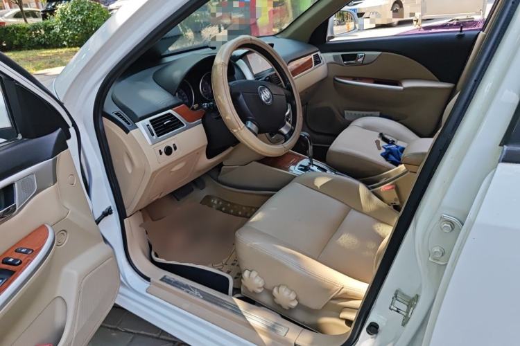 Used Buick Excelle 2013 1.5L Automatic Luxury Model Driver Seat