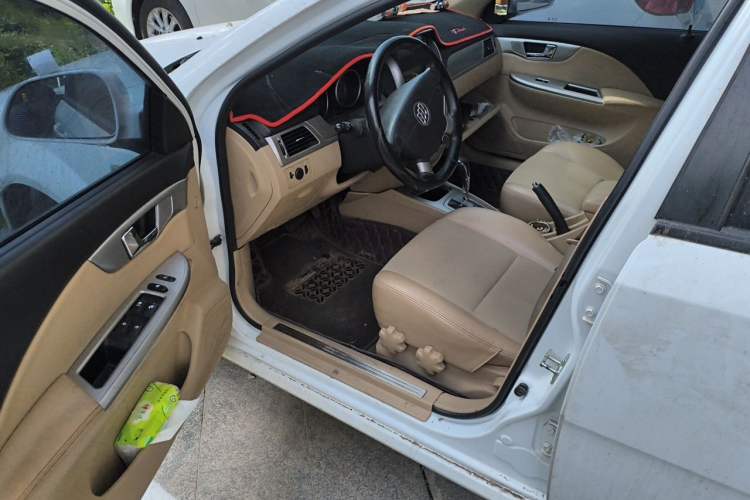 Used Buick Excelle 2013 1.5L Automatic Classic Model Driver Seat