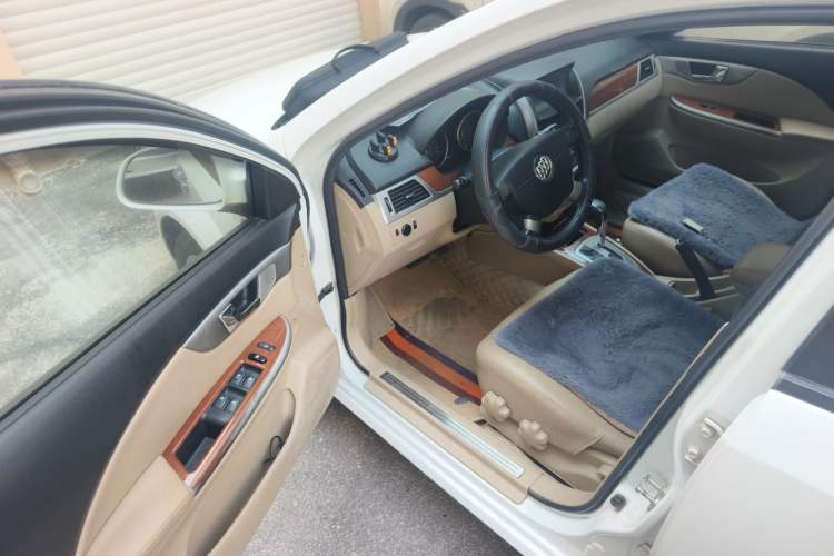 Used Buick Excelle 2013 1.5L Automatic Luxury Model Driver Seat
