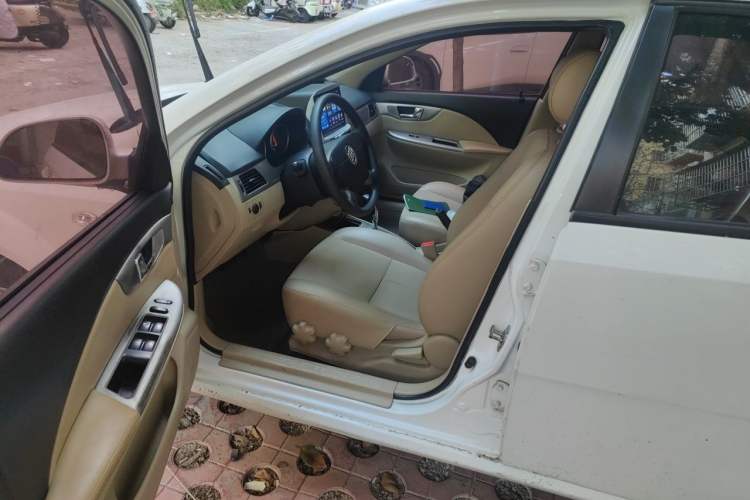 Used Buick Excelle 2013 1.5L Automatic Classic Model Driver Seat