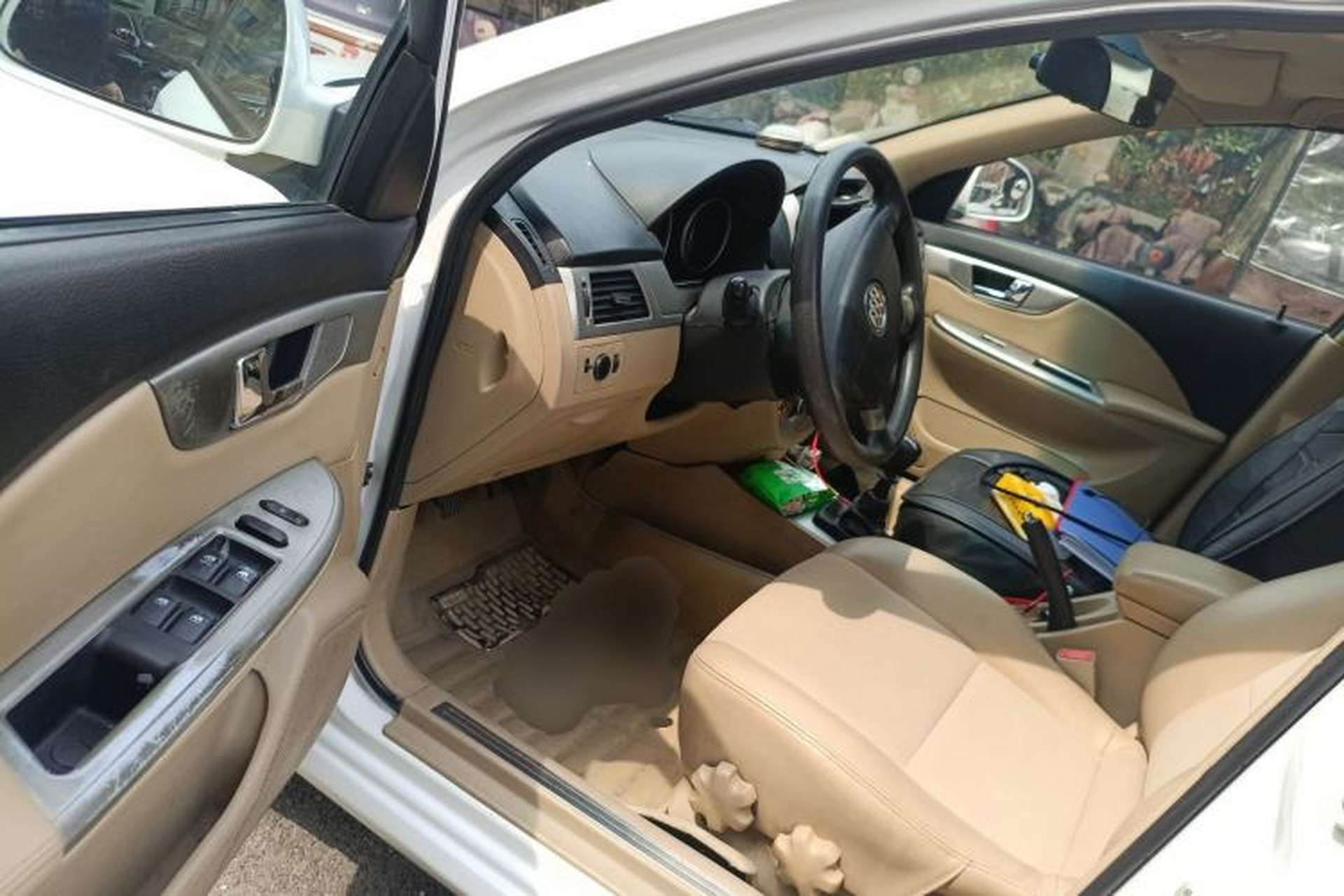 Used Buick Excelle 2013 1.5L Manual Classic Model Driver Seat