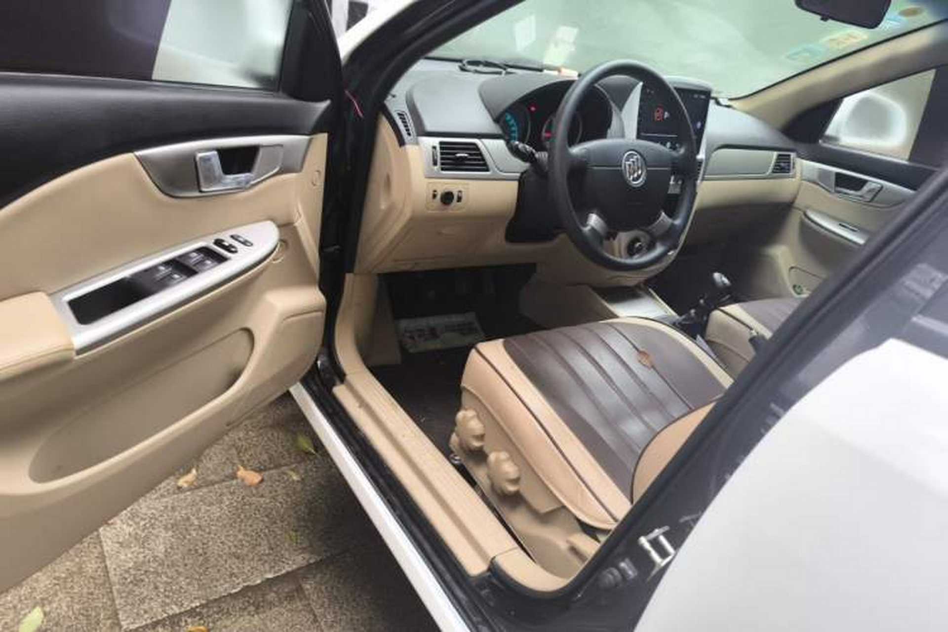Used Buick Excelle 2013 1.5L Manual Classic Model Driver Seat