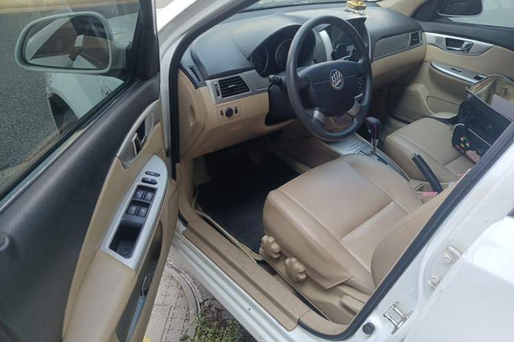 Used Buick Excelle 2013 1.5L Automatic Classic Model Driver Seat