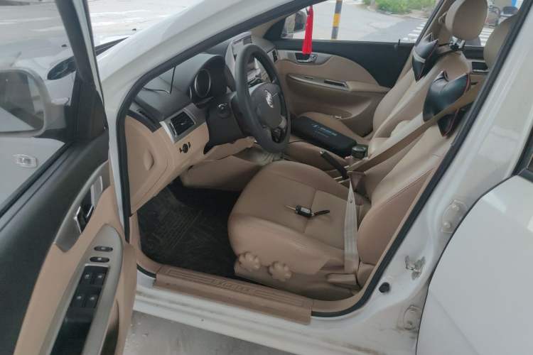 Used Buick Excelle 2013 1.5L Automatic Classic Model Driver Seat