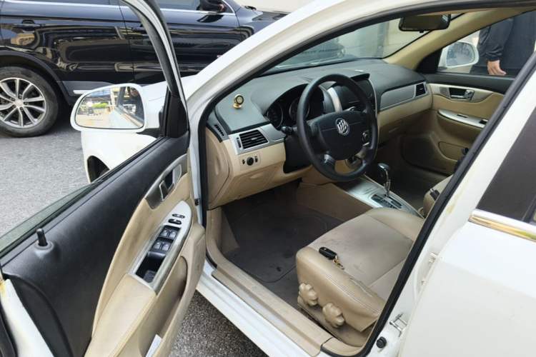 Used Buick Excelle 2013 1.5L Automatic Classic Model Driver Seat