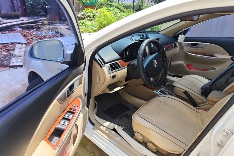 Used Buick Excelle 2013 1.5L Automatic Luxury Model Driver Seat