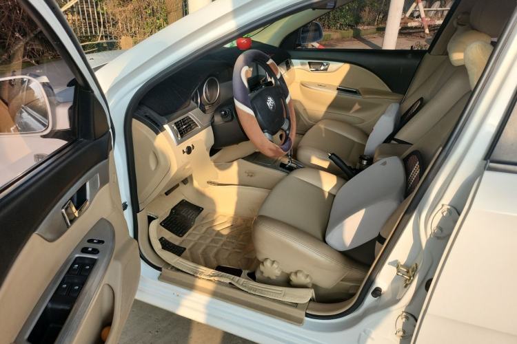 Used Buick Excelle 2013 1.5L Automatic Classic Model Driver Seat