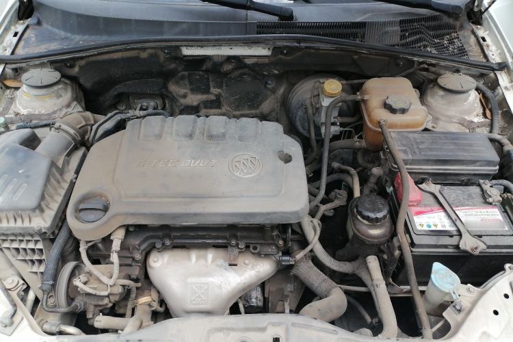 Used Buick Excelle 2013 1.5L Manual Luxury Model Engine Bay