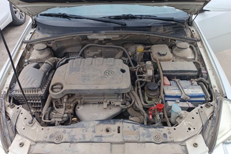 Used Buick Excelle 2013 1.5L Automatic Classic Model Engine Bay