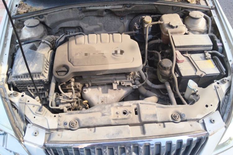 Used Buick Excelle 2013 1.5L Automatic Classic Model Engine Bay