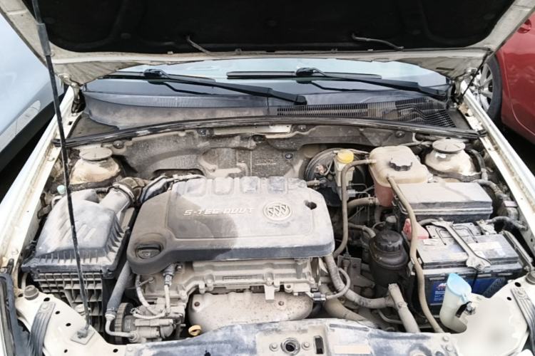 Used Buick Excelle 2013 1.5L Automatic Classic Model Engine Bay