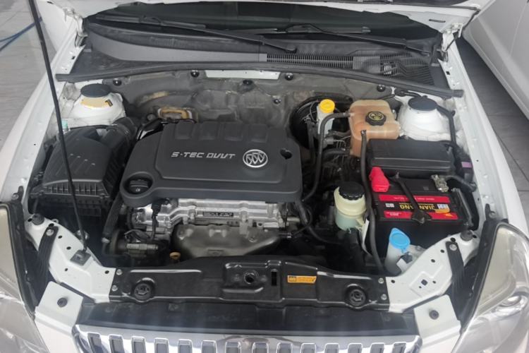 Used Buick Excelle 2013 1.5L Manual Luxury Model Engine Bay