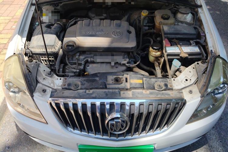 Used Buick Excelle 2013 1.5L Manual Classic Model Engine Bay