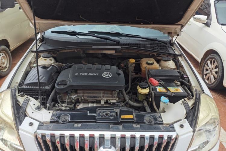 Used Buick Excelle 2013 1.5L Automatic Classic Model Engine Bay
