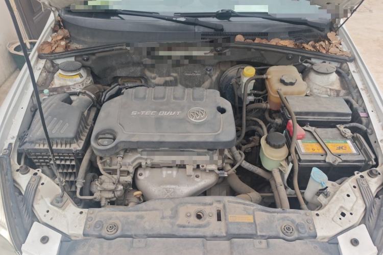Used Buick Excelle 2013 1.5L Manual Luxury Model Engine Bay