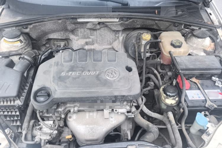 Used Buick Excelle 2013 1.5L Manual Classic Model Engine Bay