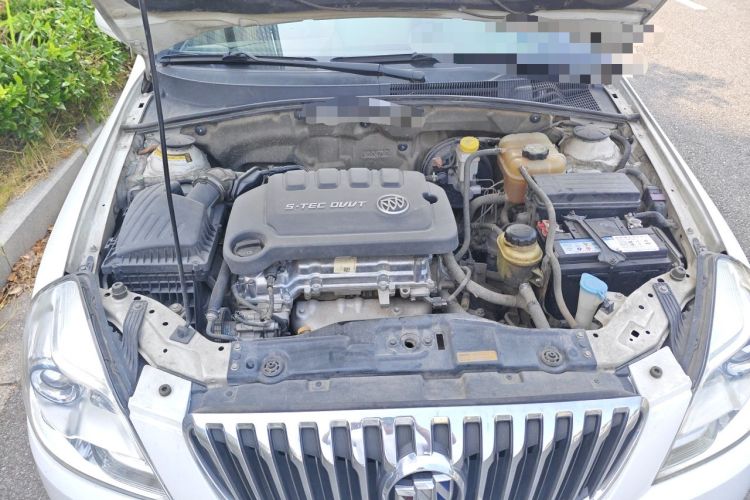 Used Buick Excelle 2013 1.5L Automatic Classic Model Engine Bay