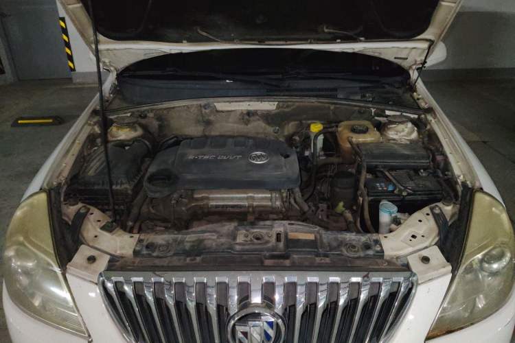 Used Buick Excelle 2013 1.5L Automatic Classic Model Engine Bay