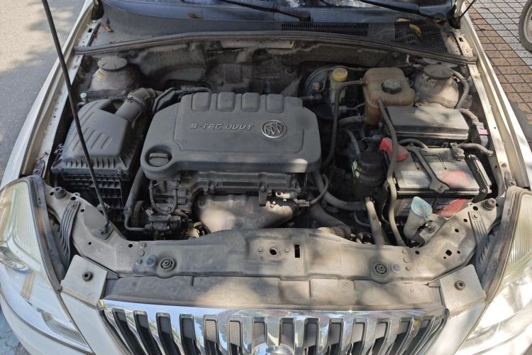 Used Buick Excelle 2013 1.5L Automatic Classic Model Engine Bay