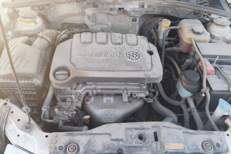 Used Buick Excelle 2013 1.5L Manual Classic Model Engine Bay