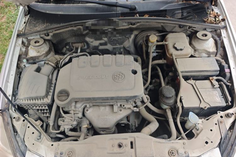 Used Buick Excelle 2013 1.5L Manual Luxury Model Engine Bay