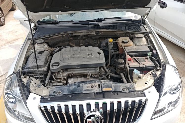 Used Buick Excelle 2013 1.5L Automatic Classic Model Engine Bay