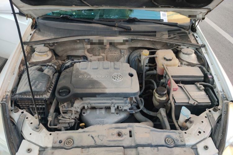 Used Buick Excelle 2013 1.5L Manual Luxury Model Engine Bay