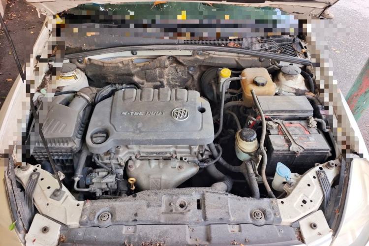 Used Buick Excelle 2013 1.5L Manual Classic Model Engine Bay