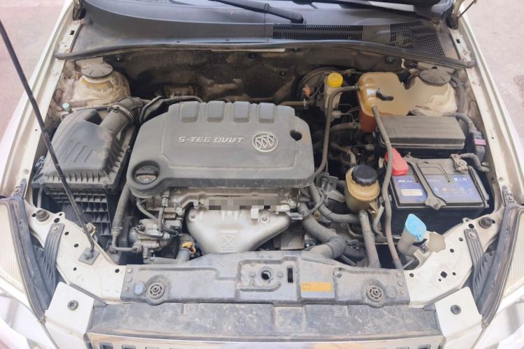 Used Buick Excelle 2013 1.5L Automatic Luxury Model Engine Bay