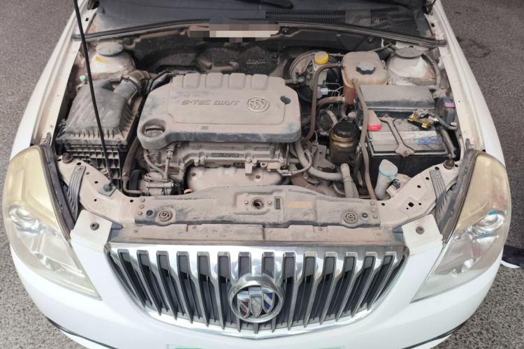 Used Buick Excelle 2013 1.5L Automatic Classic Model Engine Bay