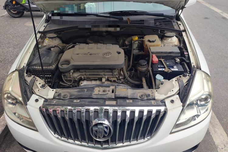 Used Buick Excelle 2013 1.5L Automatic Classic Model Engine Bay