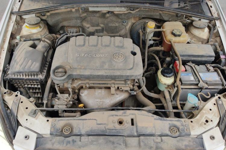Used Buick Excelle 2013 1.5L Manual Classic Model Engine Bay