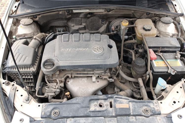 Used Buick Excelle 2013 1.5L Automatic Classic Model Engine Bay