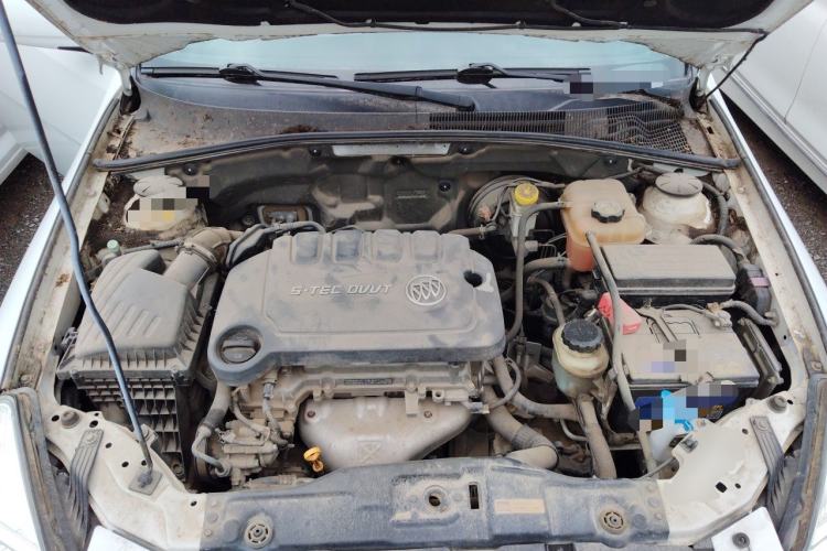 Used Buick Excelle 2013 1.5L Automatic Classic Model Engine Bay