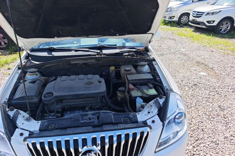 Used Buick Excelle 2013 1.5L Automatic Classic Model Engine Bay Left