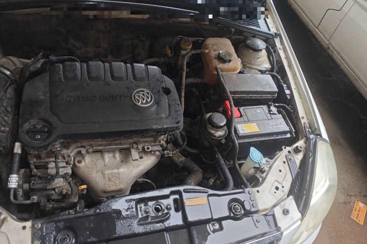 Used Buick Excelle 2013 1.5L Automatic Classic Model Engine Bay Left