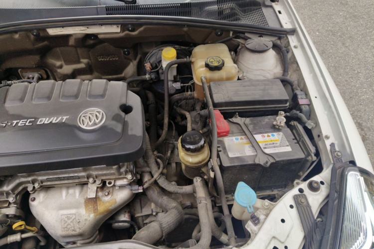 Used Buick Excelle 2013 1.5L Automatic Classic Model Engine Bay Left