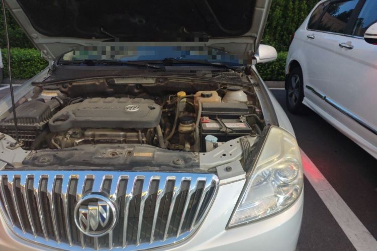 Used Buick Excelle 2013 1.5L Automatic Luxury Model Engine Bay Left
