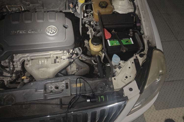 Used Buick Excelle 2013 1.5L Automatic Classic Model Engine Bay Left