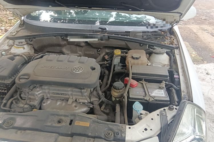 Used Buick Excelle 2013 1.5L Automatic Luxury Model Engine Bay Left