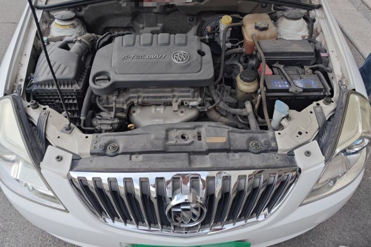 Used Buick Excelle 2013 1.5L Automatic Classic Model Engine Bay