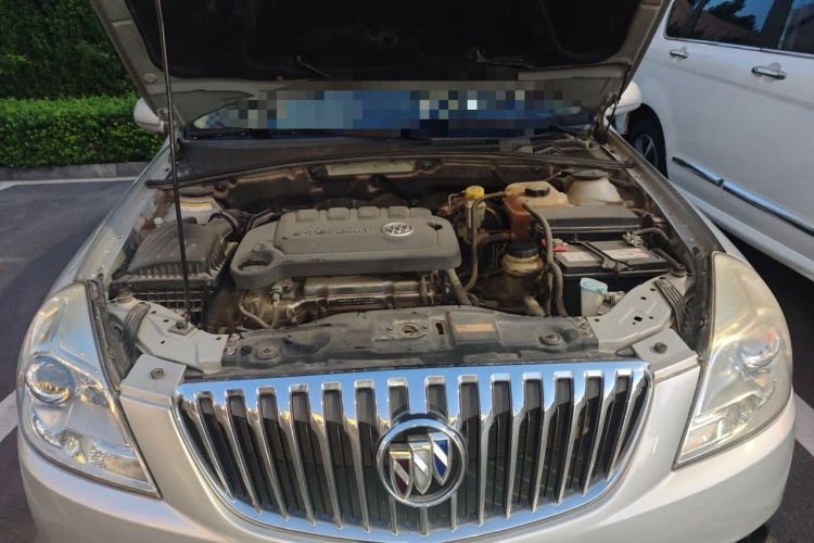 Used Buick Excelle 2013 1.5L Automatic Luxury Model Engine Bay