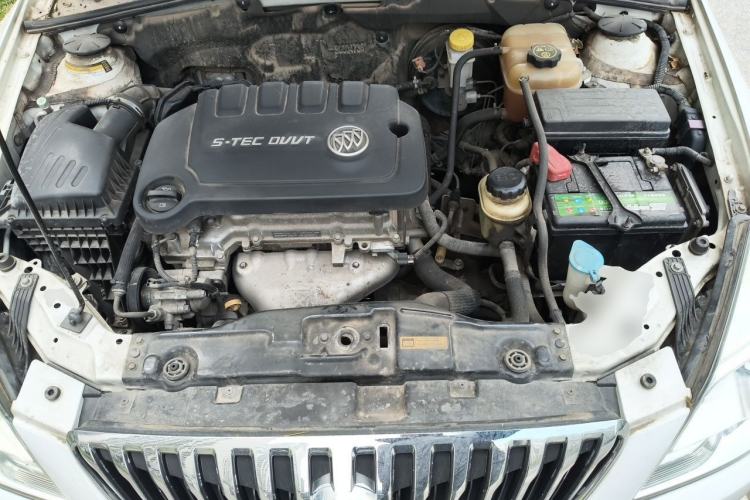Used Buick Excelle 2013 1.5L Automatic Luxury Model Engine Bay