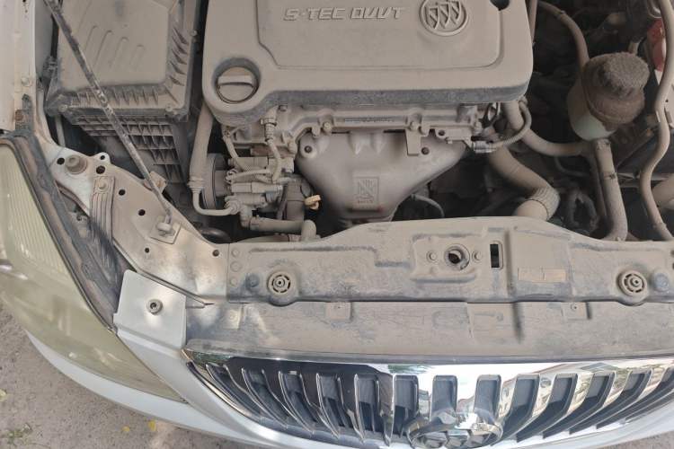 Used Buick Excelle 2013 1.5L Automatic Classic Model Engine Bay