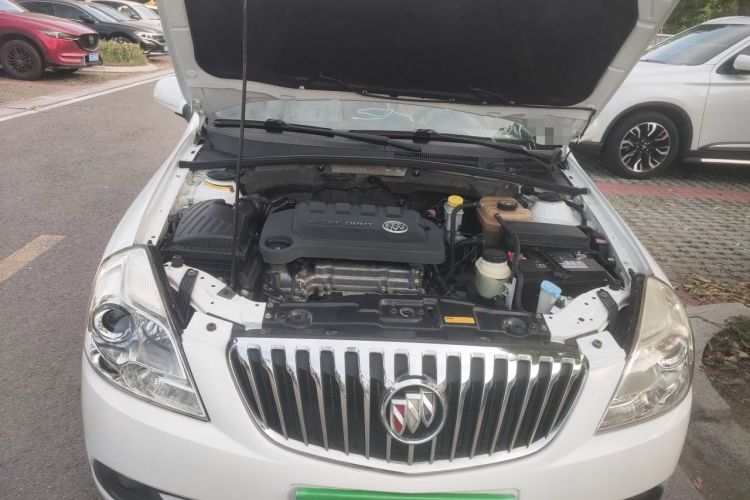 Used Buick Excelle 2013 1.5L Automatic Classic Model Engine Bay