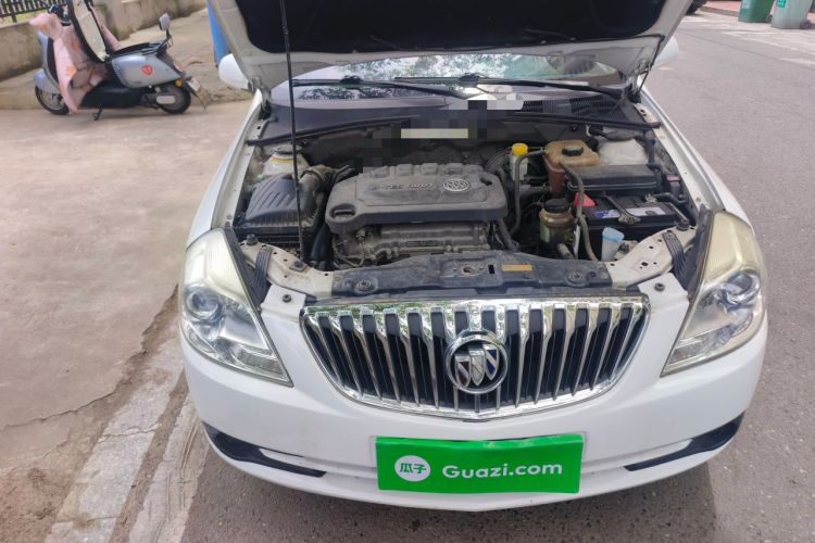 Used Buick Excelle 2013 1.5L Manual Luxury Model Engine Bay Right